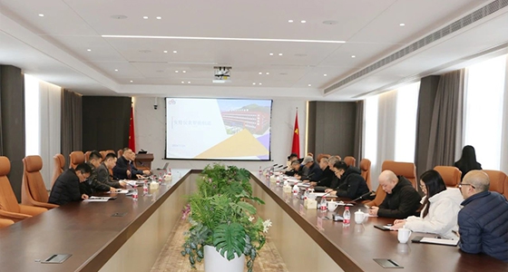 省级两化融合国度综合性示范区验收组专家调研918博天堂集团